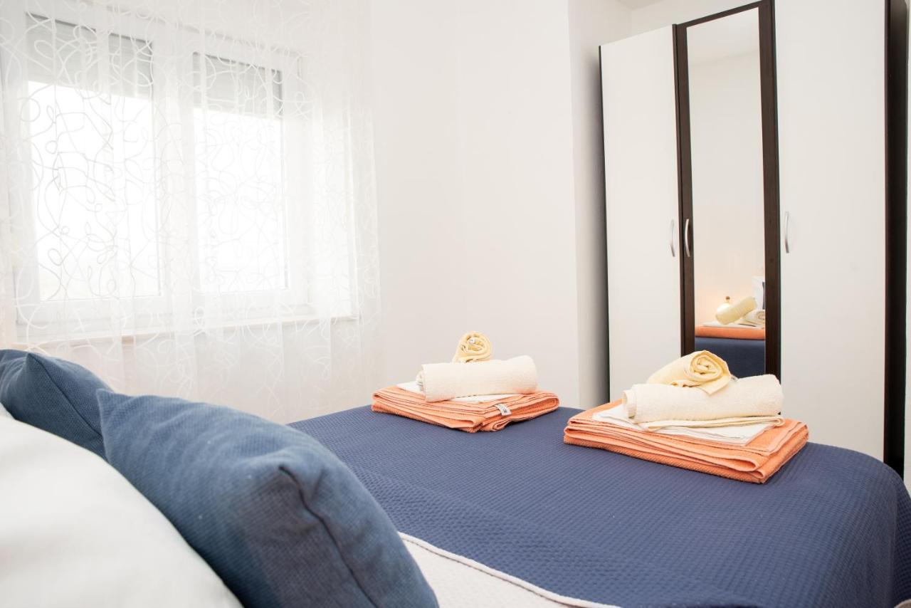 Apartmani Silvana&Vera Senj  Exterior photo