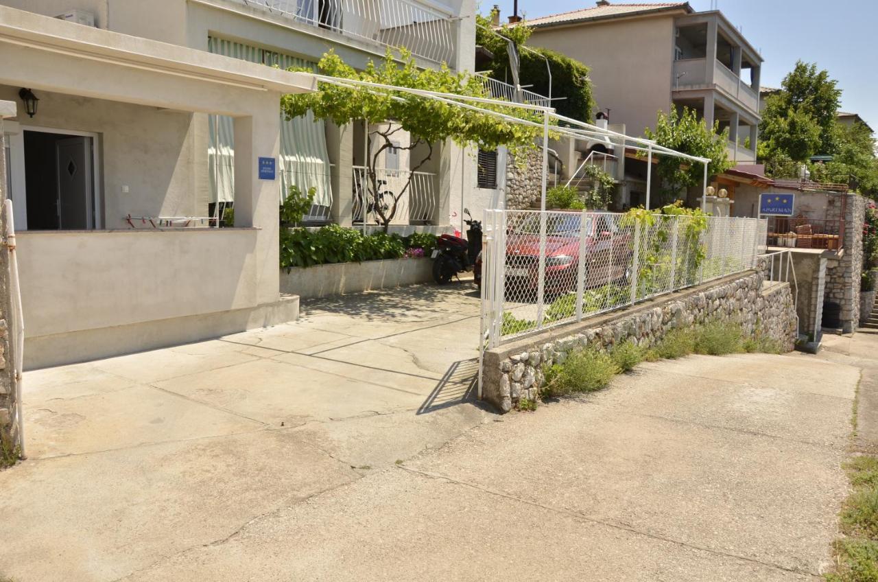 Apartmani Silvana&Vera Senj  Exterior photo