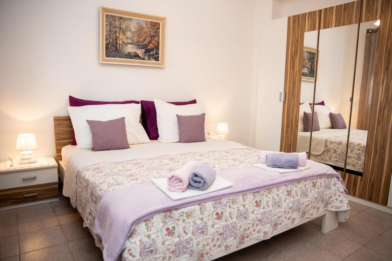 Apartmani Silvana&Vera Senj  Exterior photo