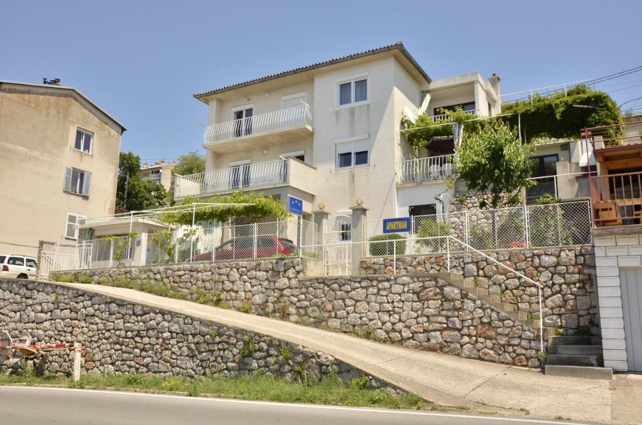 Apartmani Silvana&Vera Senj  Exterior photo